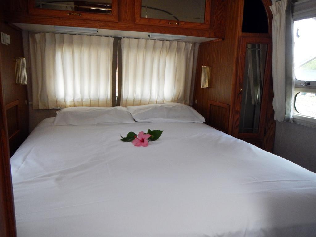 Airstream Paradise Bernard Cameră foto
